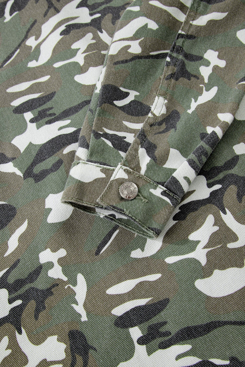 Camo Print Chest Pockets Loose Fit Denim Jacket