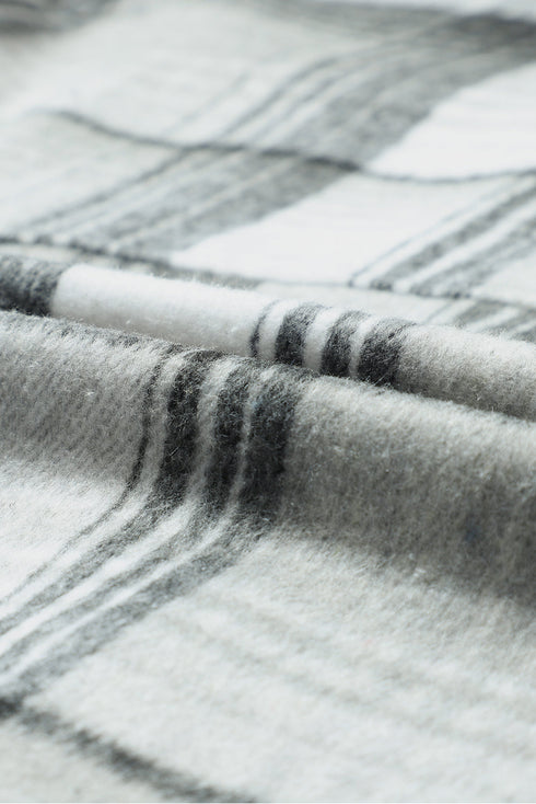 Casual Plaid Print Flap Pocket Button Down Shacket