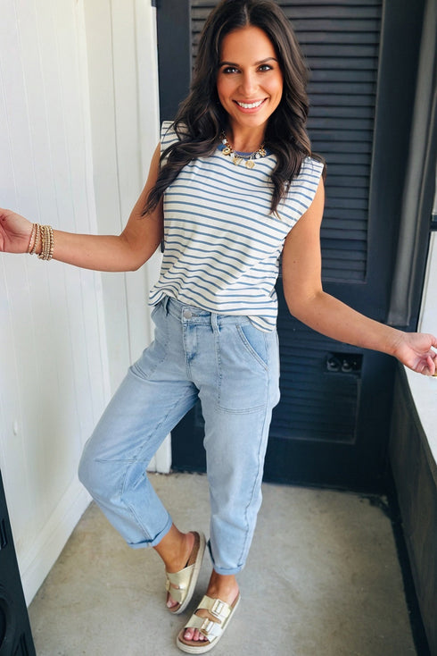 High Rise Relaxed Fit Patch Pocket Barrel Jeans