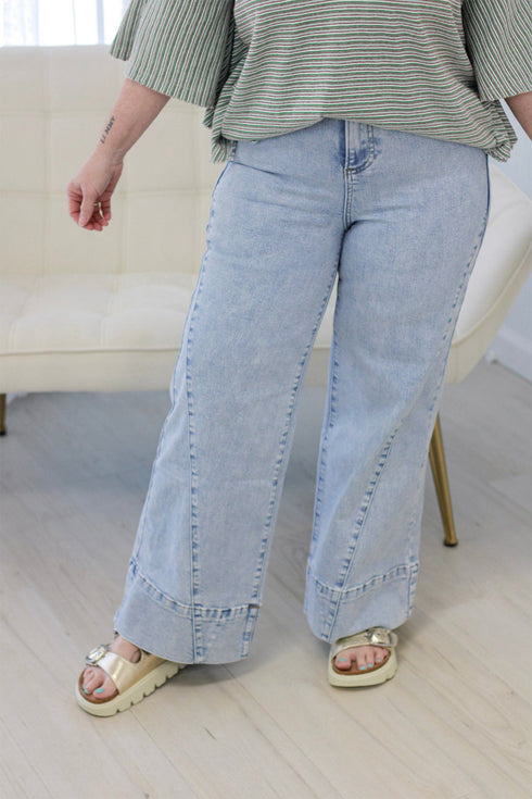 Seamed Panel Loose Fit Wide Leg Jeans