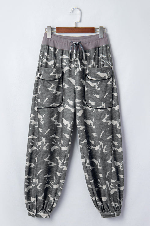 Camouflage Print Drawstring Waist Cargo Barrel Pants