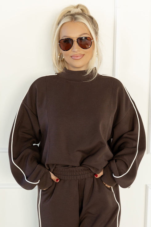 Piping Trim Mock Neck Relaxed Pullover Pant Set
