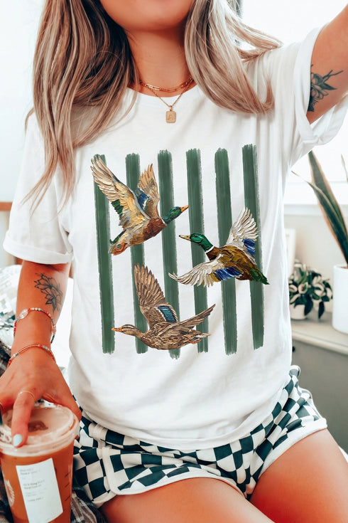 Western Mallard Stripes Printed Graphic Round Neck Tee