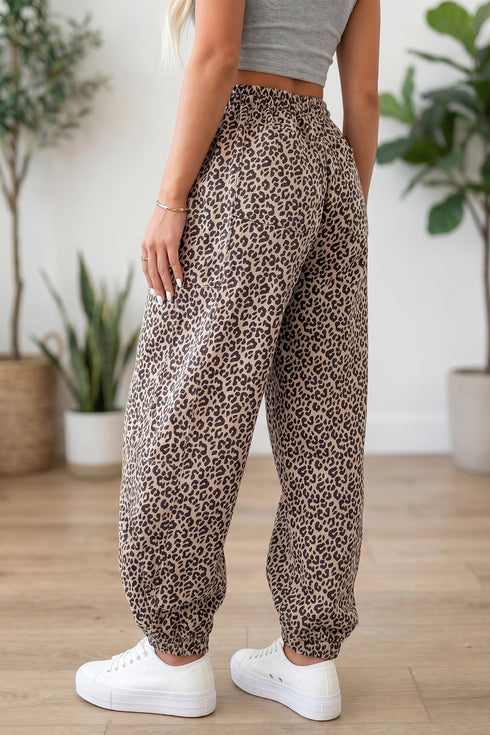 Allover Leopard Print Elastic Waist Ankle Length Pants