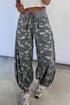 Camouflage Print Drawstring Waist Cargo Barrel Pants