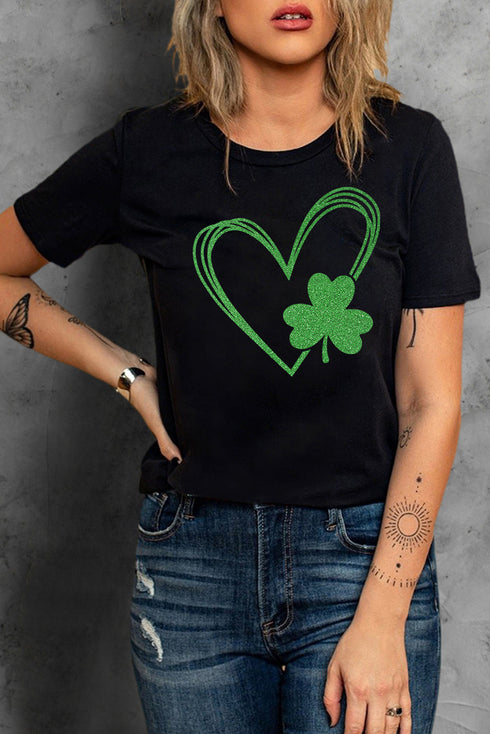 Black Clover Heart Shaped Print O-Neck Short Sleeve Tee