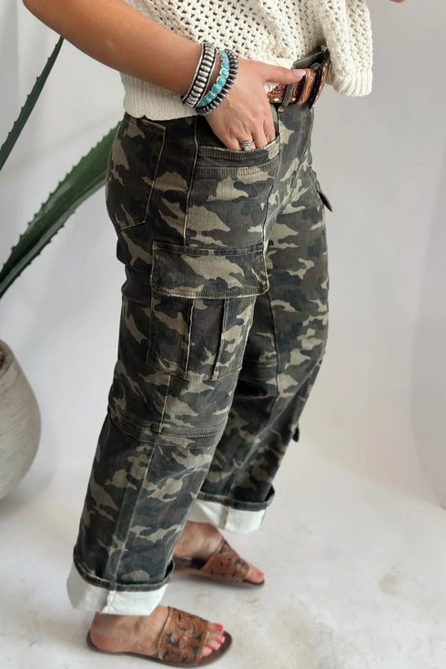Camouflage Print Multi Pocket Western Denim Pants