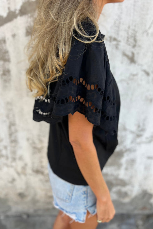 Casual Hollow Out Embroidered Detail O Neck Short Sleeve Knit Top