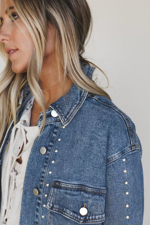 Rivet Embellished Western Regular Fit Long Sleeve Denim Jacket