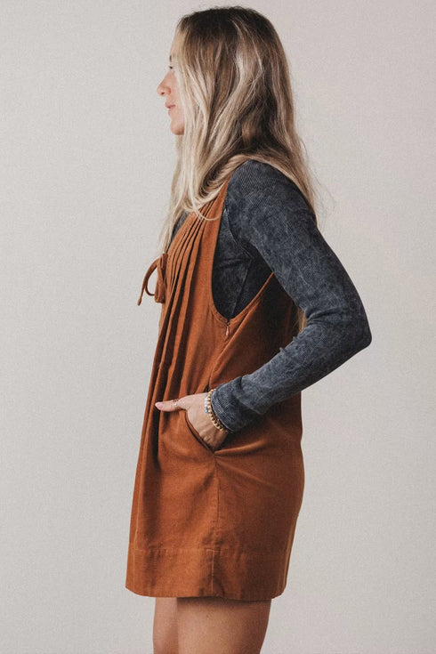 Cinnamon Solid Tie V Neck Sleeveless Corduroy Romper