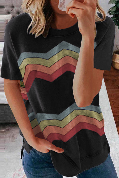 Colorful Wavy Stripes Print Short Sleeve Tee