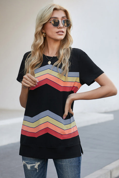 Colorful Wavy Stripes Print Short Sleeve Tee