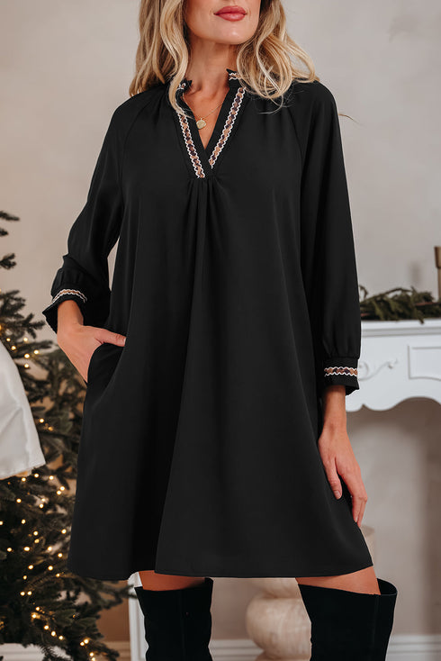 Contrast Trim V Neck Bracelet Sleeve Shift Mini Dress