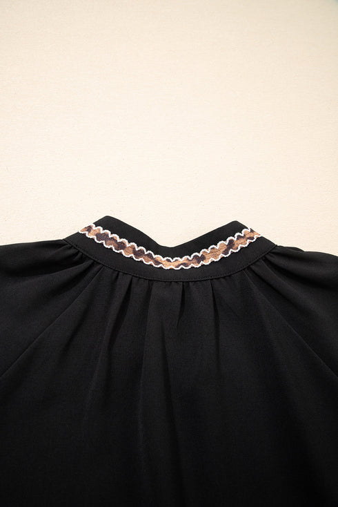 Contrast Trim V Neck Bracelet Sleeve Shift Mini Dress