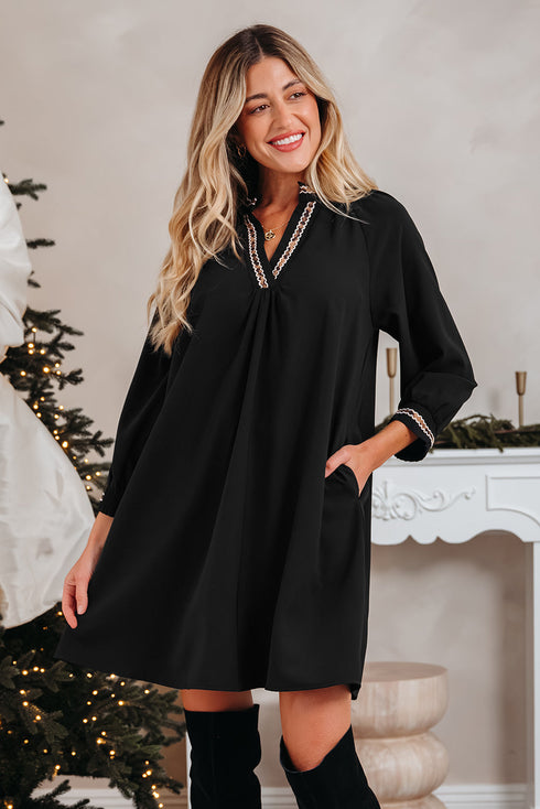 Contrast Trim V Neck Bracelet Sleeve Shift Mini Dress