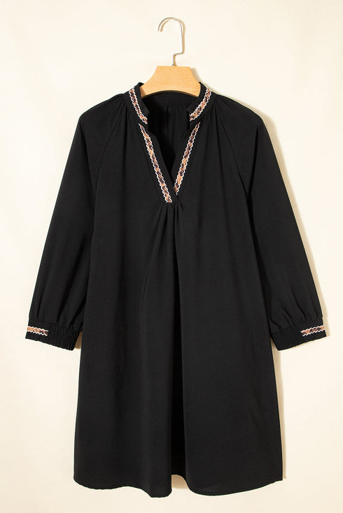 Contrast Trim V Neck Bracelet Sleeve Shift Mini Dress