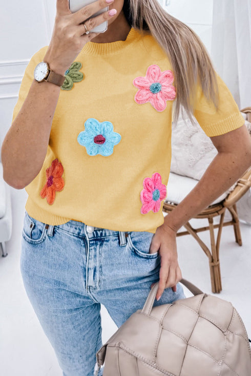 Cream Cute Flower Applique Short Sleeve Sweater