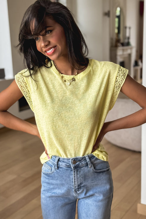 Delicate Trim Lace Cap Sleeve Round Neck Slub Tee