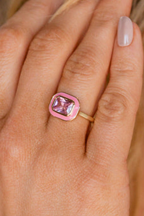 Elegant Square Cut Gem Insert Fashion Ring