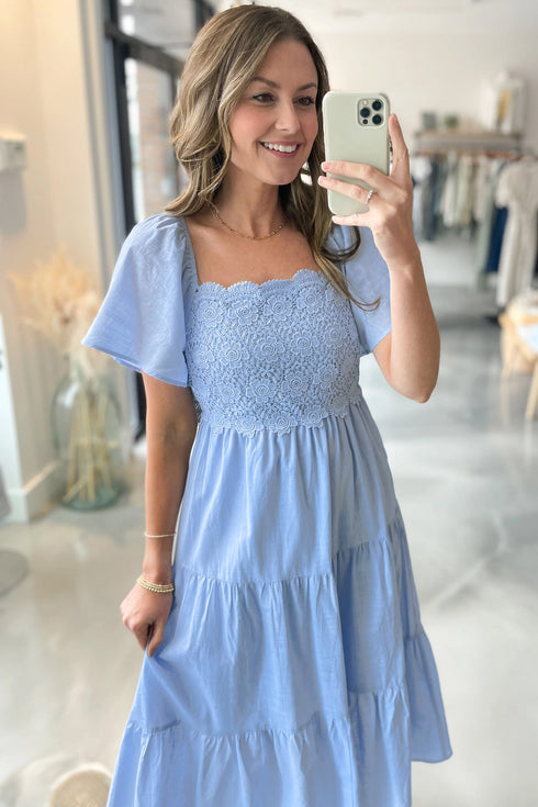 Elegant Square Neck Lace Detail Tiered Midi Dress