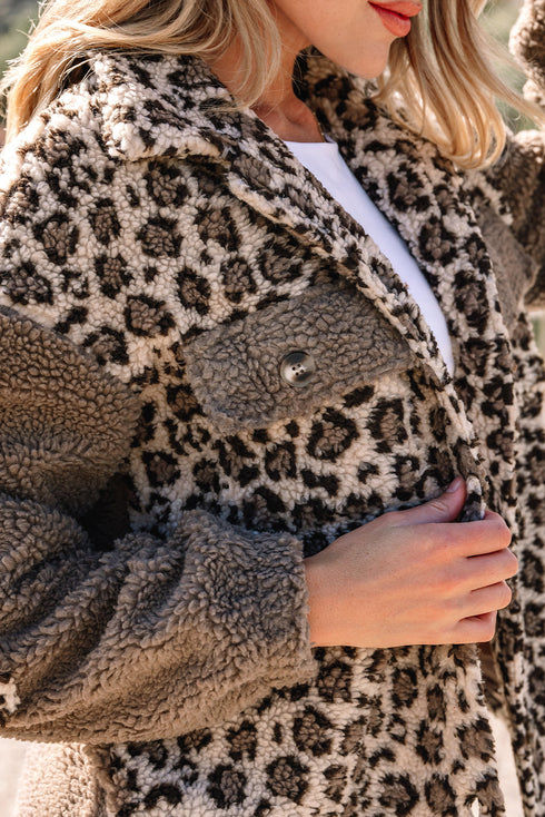 Exclusive Western Leopard Print Sherpa Patchwork Button Up Jacket