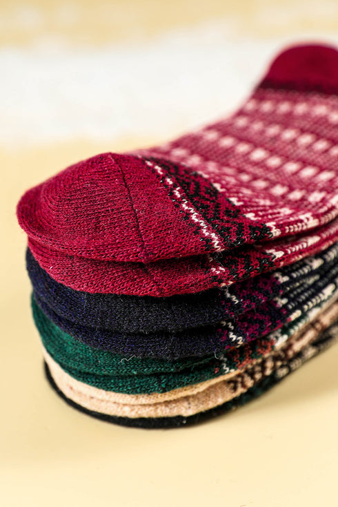 Fair Isle Reindeer Pattern Soft Knit Crew Socks