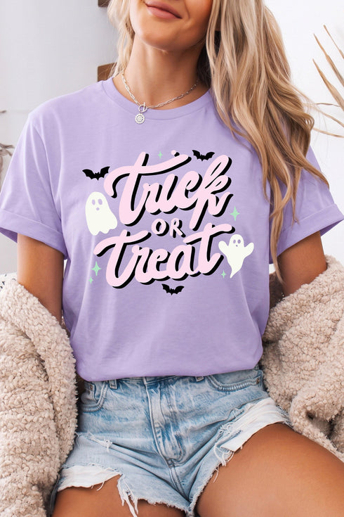 Doorstep Call Lettering Round Neck Graphic Tee