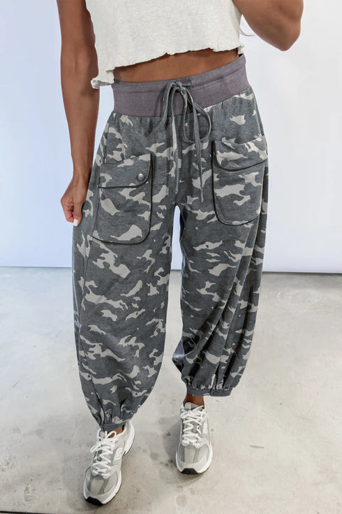 Camouflage Print Drawstring Waist Cargo Barrel Pants