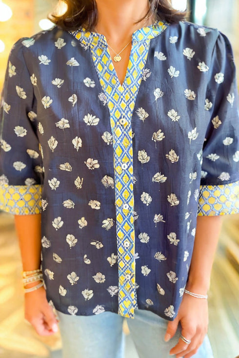 Feminine Floral Pattern Contrast Trim V Neck Woven Blouse