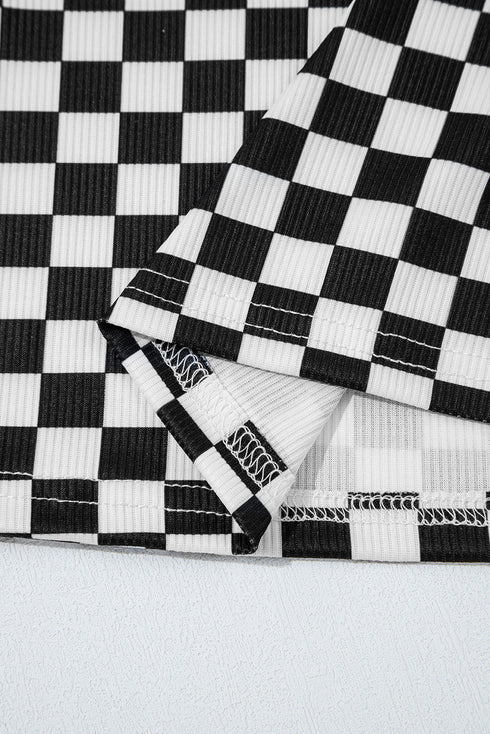 Fitted Checkered Print Ribbed Knit Short Sleeve Shirt