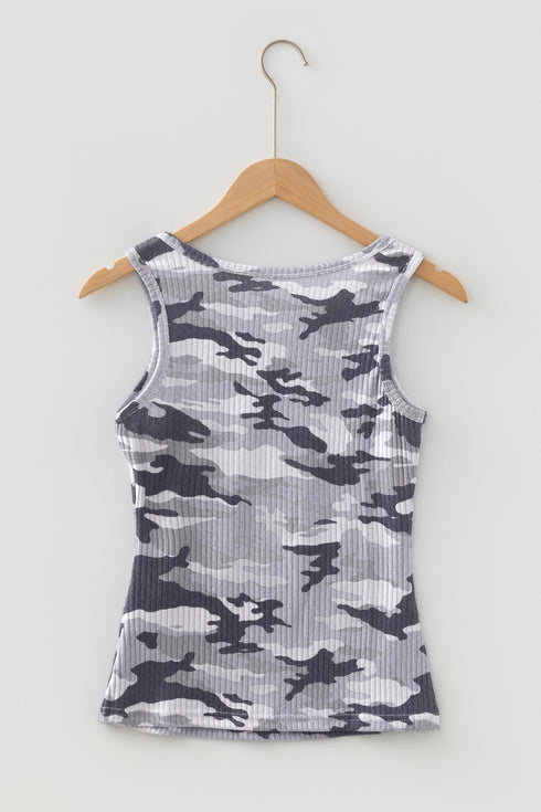 Fitted Ribbed Knit Camouflage Print Scoop Neck Tank Top