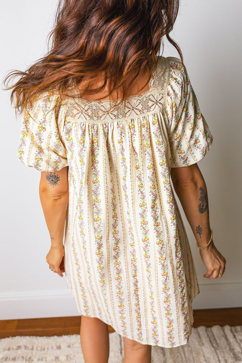 Floral Stripe Patchwork Square Neck Lace Trim Bow Dress