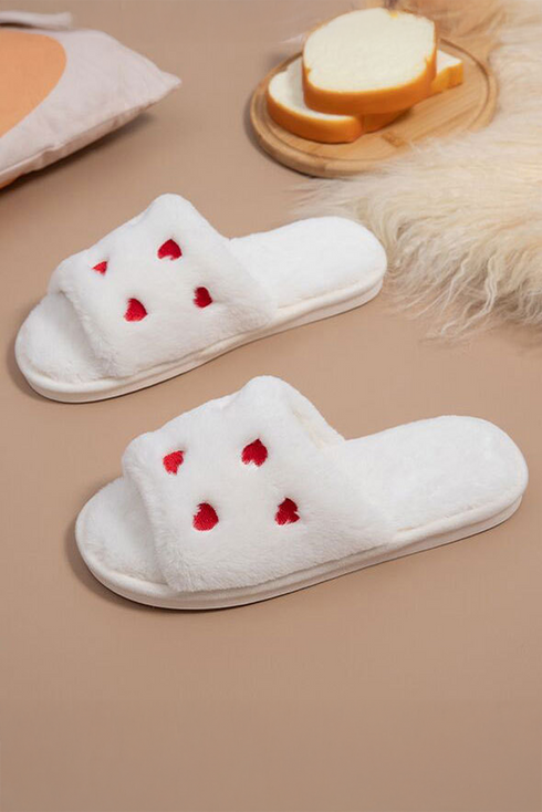 Fuzzy Fleece Embroidered Heart Pattern Slip On Slippers