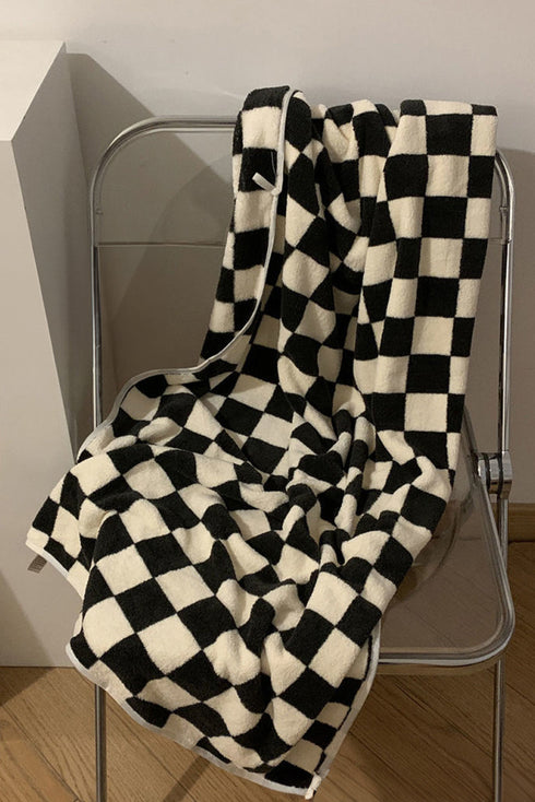 Graphic Checkerboard Pattern Superfine Fiber Plush Bath Towel Set