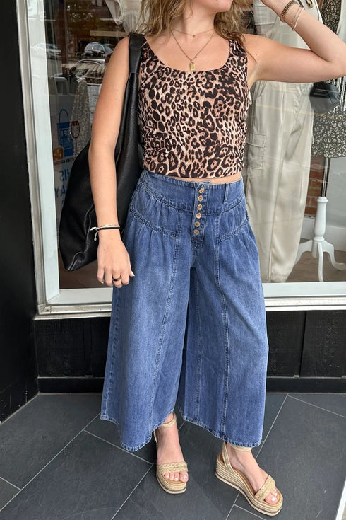 High Rise Button Pleated Cropped Wide Leg Jeans