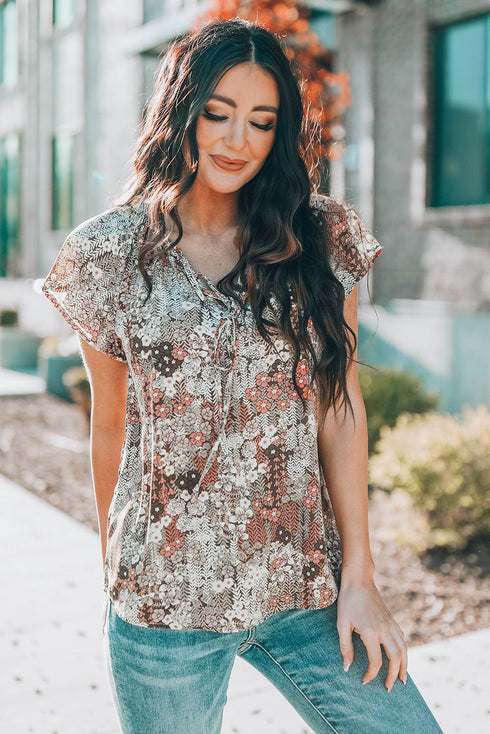 Khaki V-Neck Short Sleeve Fashion Print Fantasy Fluttering Blouse