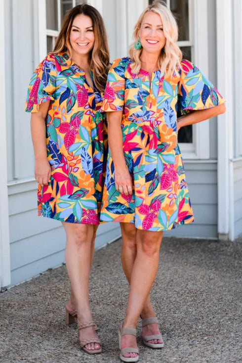 Leafy Print Split Neck Short Sleeve Shift Mini Dress