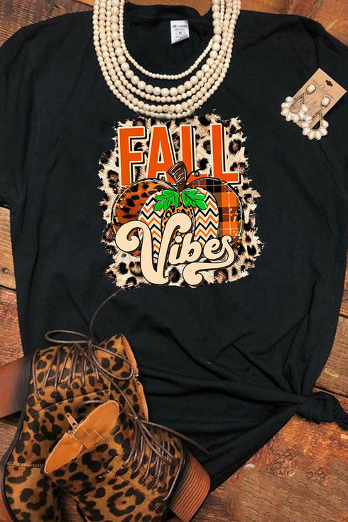 Leopard Fall Vibes Halloween Pumpkin Graphic Tee