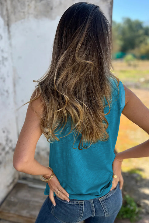 Metallic Sheen Edge Scoop Neck Tank Top