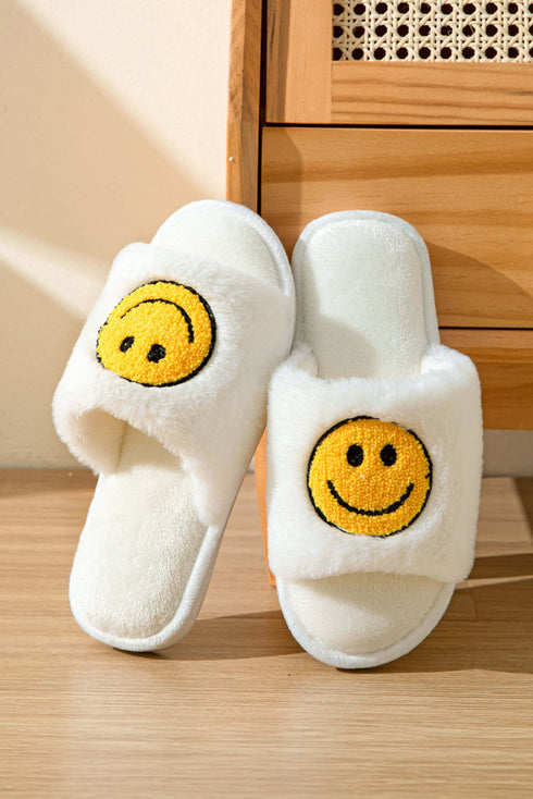 Plush Fleece Round Toe Smile Graphic Slippers