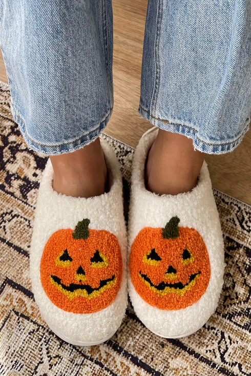 Plush Pumpkin Face Graphic Fleece Slip On Slippers