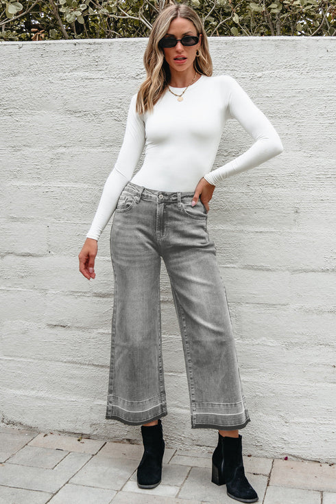 Raw Hem Loose Straight Leg High Waist Jeans