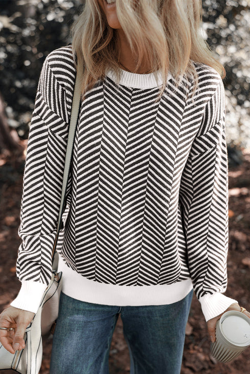 Relaxed Fit Chevron Pattern Crew Neck Sweater