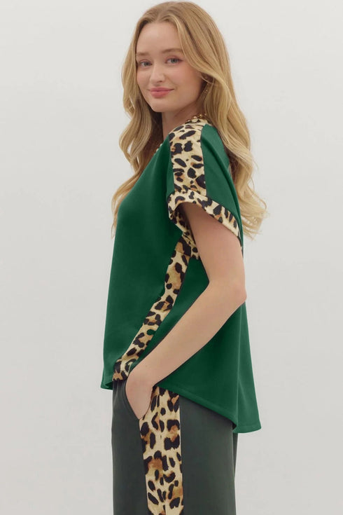 Relaxed Fit Leopard Print Accent Round Neck T Shirt