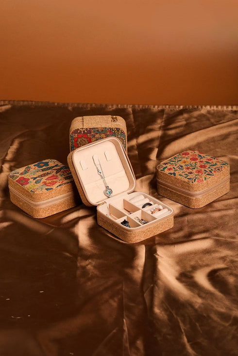 Retro Floral Print Portable Faux Leather Square Jewelry Box