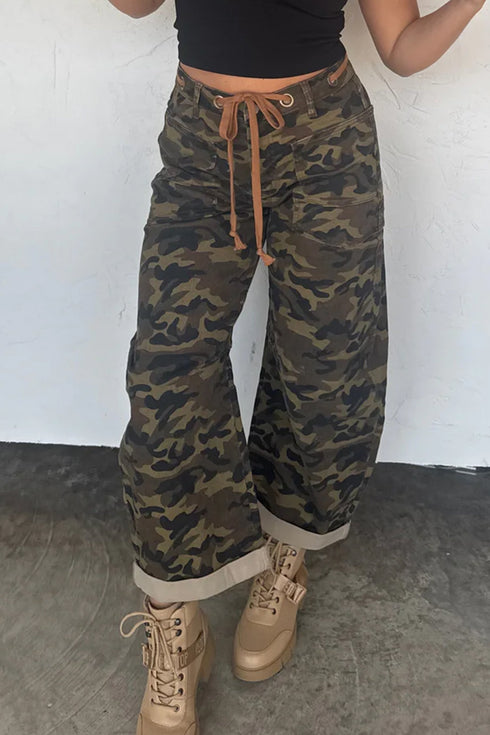 Retro Western Camouflage Print Grommet Tie Waist Loose Jeans
