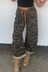Retro Western Camouflage Print Grommet Tie Waist Loose Jeans