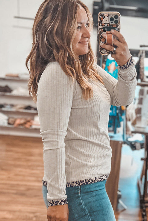 Ribbed Knit Contrast Leopard Trim Crewneck Long Sleeve Top