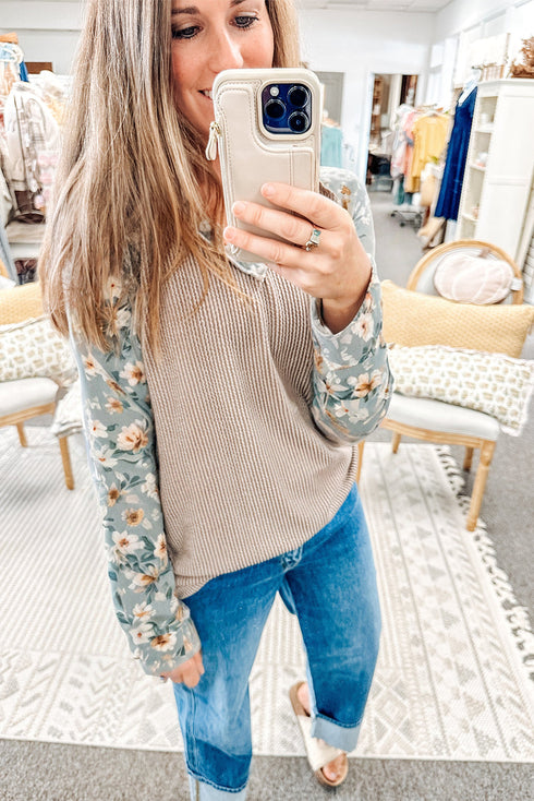 Ribbed Knit Twist Front Floral Contrast Sleeve Top