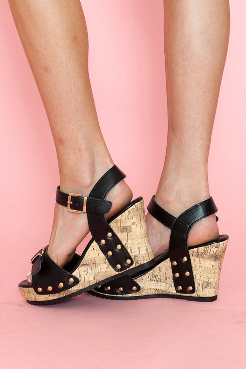 Rivet Studded T Strap Platform Faux Leather Wedge Sandals